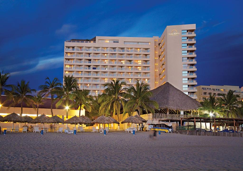 parkroyalixtapahotel